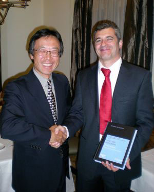 Motohide Yoshikawa, Embajador del Japón